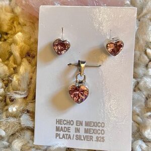 Orecchini e ciondolo in argento e zircone rosa