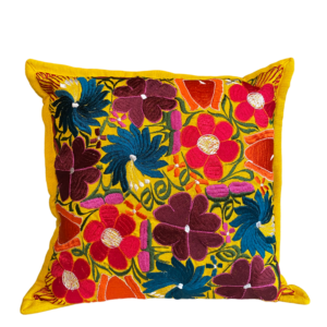 Cuscino Ricamato Con Filo Di Seta