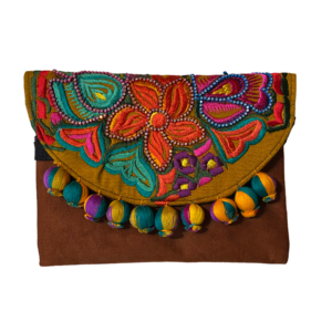 Pochette In Ecopelle Con Ricamo In Filo Di Seta