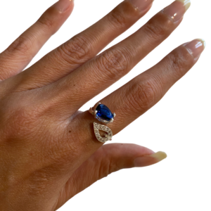 Anello foglia e goccia in argento .925 e zirconi