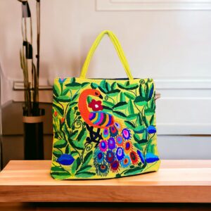 Shopper Jumbo gialla ricamata a mano