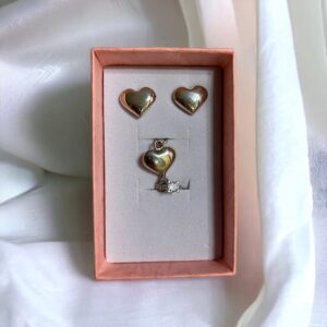 Orecchini e ciondolo cuori con solitario