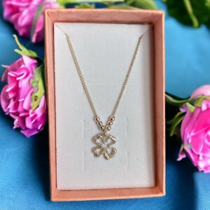 Collana con ciondolo quadrifoglio in argento .925