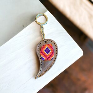 Portachiavi in pelle riciclata e canapa