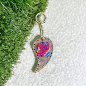 Portachiavi in pelle riciclata e canapa