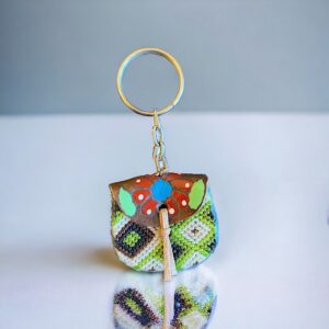 Portachiavi in pelle riciclata e canapa