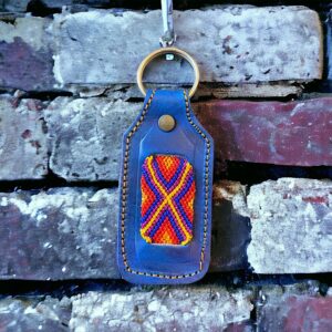 Portachiavi in pelle riciclata e canapa