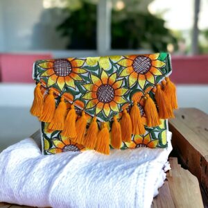 Pochette In Cotone Con Ricami In Filo Di Seta