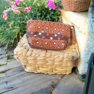 Porta monete fatto su telaio