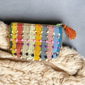 Porta monete fatto su telaio