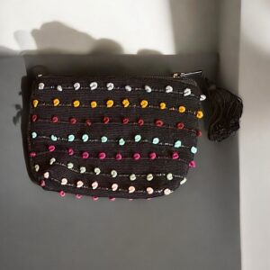 Porta monete fatto su telaio