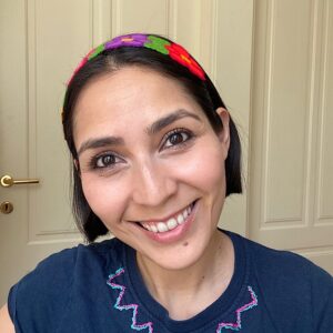 Cerchietto elastico ricamato a mano