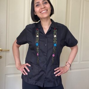 Camicia Guayabera Messicana Nera con Ricami Tradizionali taglia 38