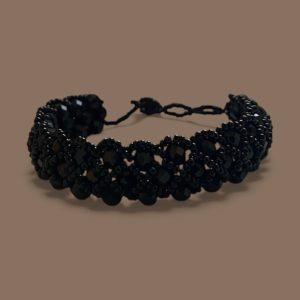 Bracciale in perline e cristalli fatto a mano