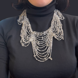 Collana perline e pietre fatta a mano