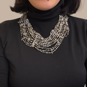 Collana perline e pietre fatta a mano