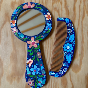 Pettine in legno dipinto a mano