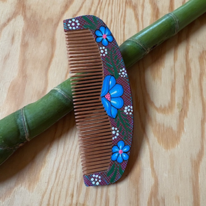 Pettine in legno dipinto a mano