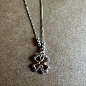 Collana con ciondolo in argento .925