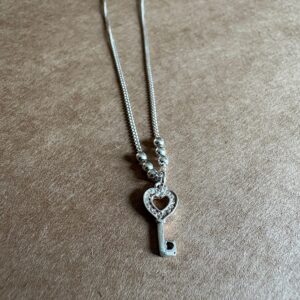 Collana con ciondolo in argento .925